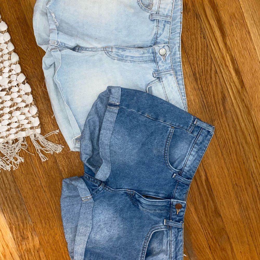 Bundle of shorts